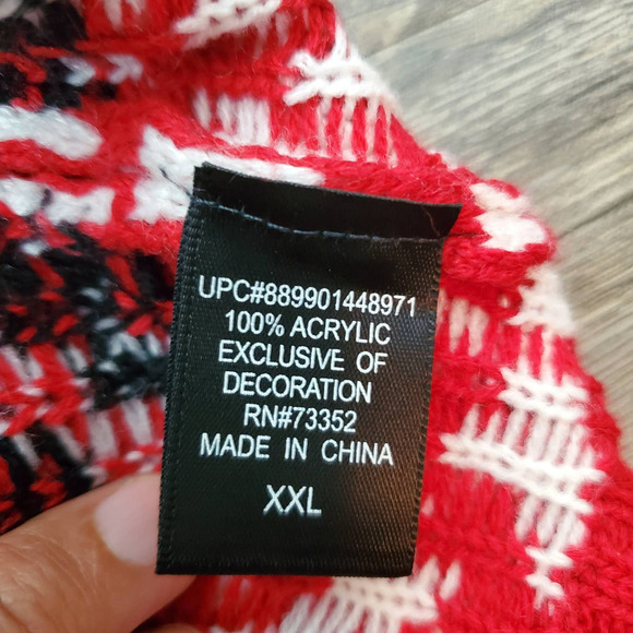 33 Degrees Mens Ugly Christmas Ostrich Scarf Holiday Knit Crewneck Sweater - Picture 9 of 11